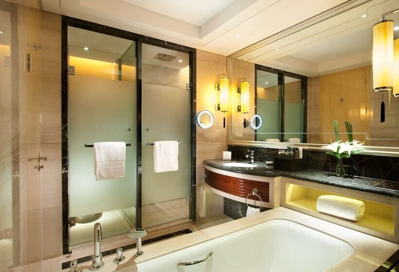 Номер Executive, Hilton Xi An