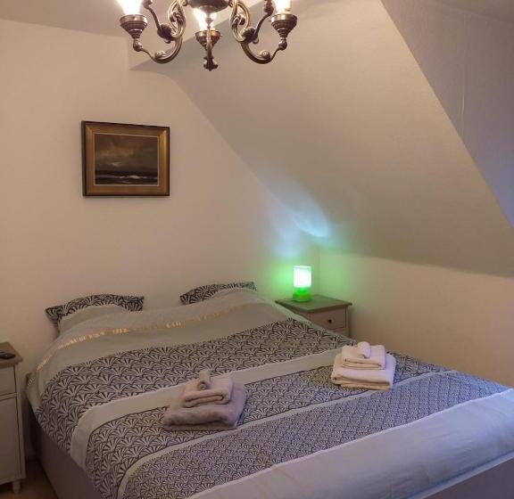 Номер Стандарт Вид на Сад, Cosy Rooms Party Villa