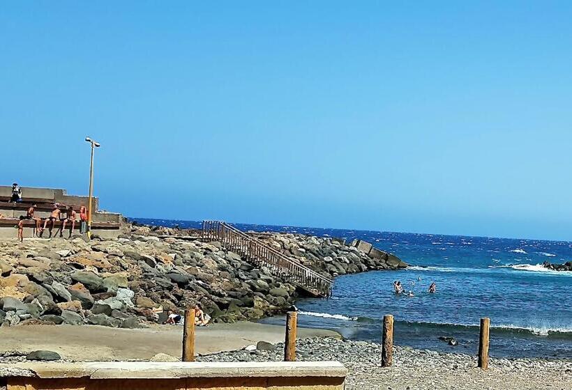 استودیوی استاندارد با چشم‌انداز دریا, Apartamento Muelle