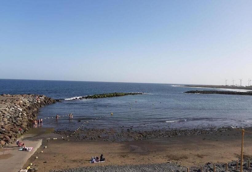 استودیوی استاندارد با چشم‌انداز دریا, Apartamento Muelle