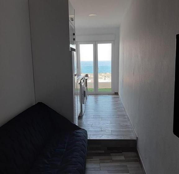 استودیوی استاندارد با چشم‌انداز دریا, Apartamento Muelle