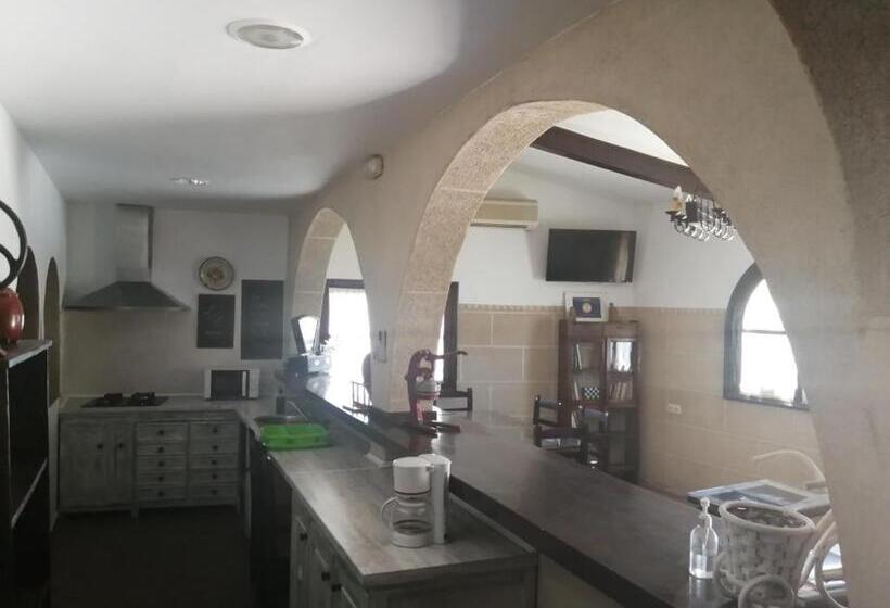 Дом 1 Спальня, La Pension Del Parador