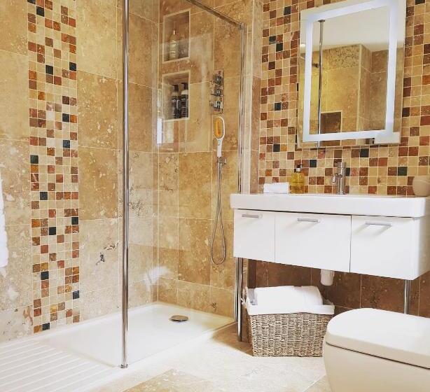 Люкс Кровать Кинг, Willow House B&b