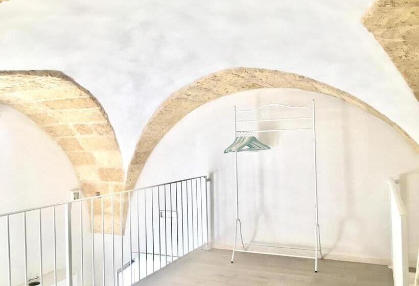 带2个卧室的套房, Corte Scarcia