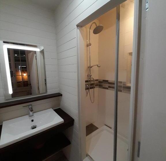 Кровать в Общей Комнате, Chambres D Hôtes L Oustal