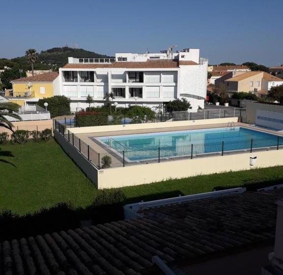 Номер Basic, Chambres D Hotes Naturiste, Village Naturiste Cap D Agde, Draps, Serviette, Café, Menage Inclus En F