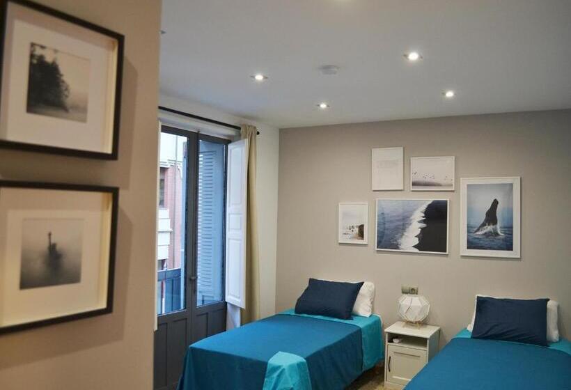 اتاق سوپریور با چشم‌انداز شهر, Infinium Zamora Suites