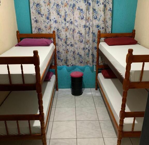 Четырехместный Номер Стандарт, Fica, Vai Ter Bolo Hostel