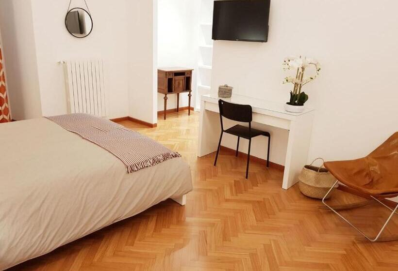 Номер Deluxe с Балконом, Borgoantico34   Luxury Room