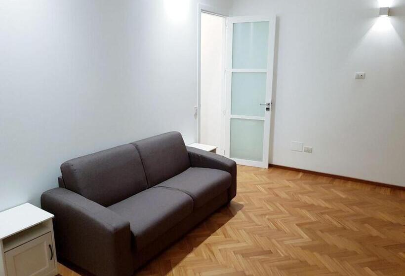 Люкс с Балконом, Borgoantico34   Luxury Room