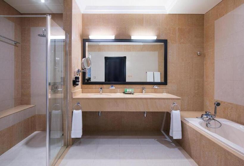 Номер Deluxe Кровать Кинг, Al Hamra Residence