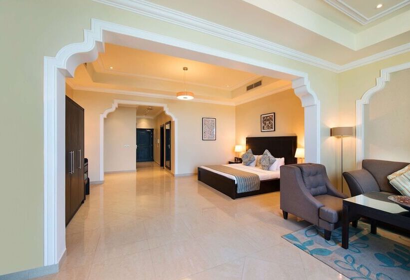Номер Deluxe, Al Hamra Residence