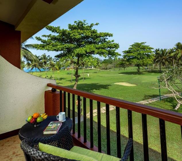 اتاق استاندارد با چشم‌انداز باغ, Caravela Beach Resort