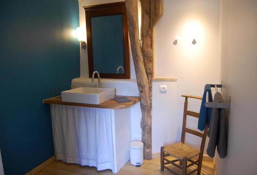庭の見える１ベッドルームアパートメント, Chambre D Hôte Et Gîte De Cantagrel