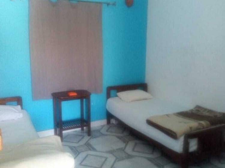 اتاق استاندارد یک نفره, Jowhara