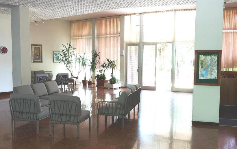 带2个卧室的公寓, Garda Apartments In Euroresidence