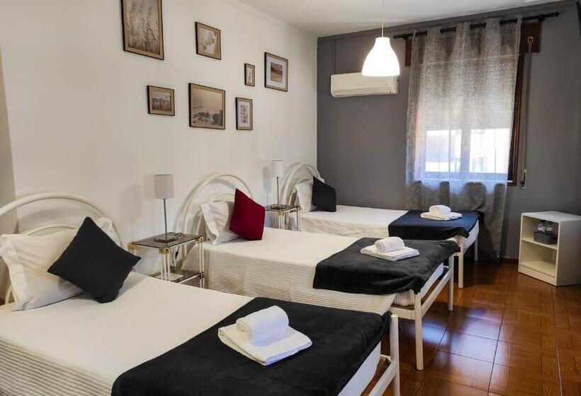 Habitación Triple Clásica, Alojamento Local Tamega