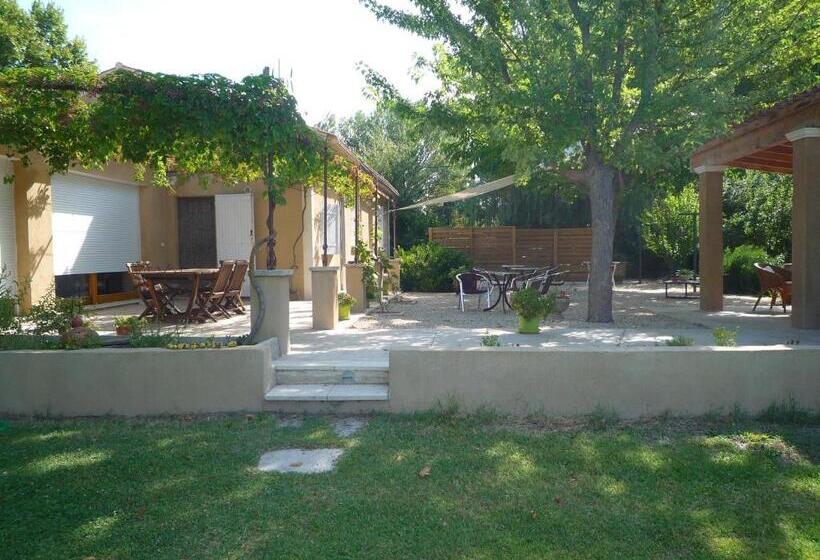 Номер Стандарт, L Atelier Des Coudelières