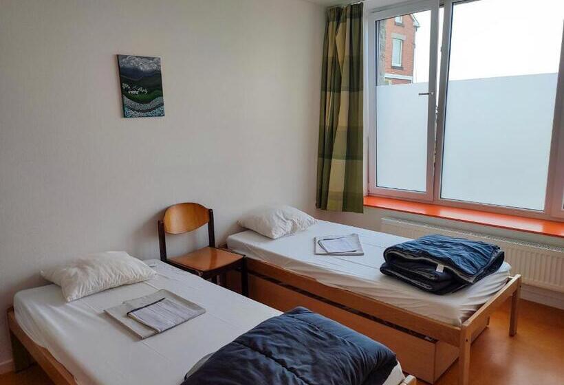 Номер Стандарт Совместная Ванная, Le Fagotin   Youth Hostel