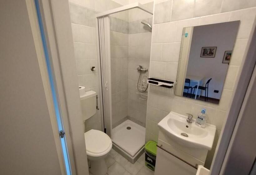Номер Стандарт с Балконом, Easyroom Schio