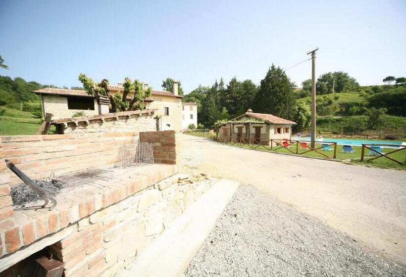 스탠다드 스튜디오, Borgo Di Cortolla
