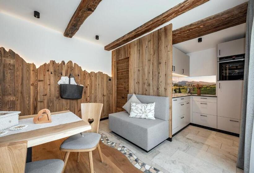 Полулюкс Вид на Горы, Oberkantiolhof