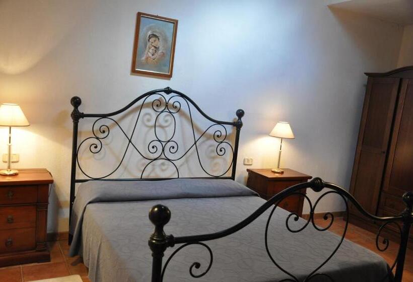 Апартаменты 3 Спальни, Campocane Oaks