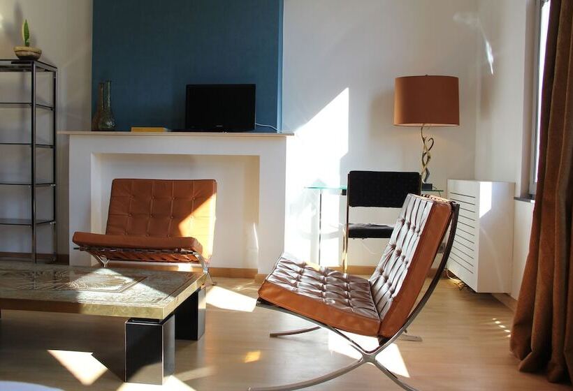 디럭스 룸, B&b Quatre20cinq