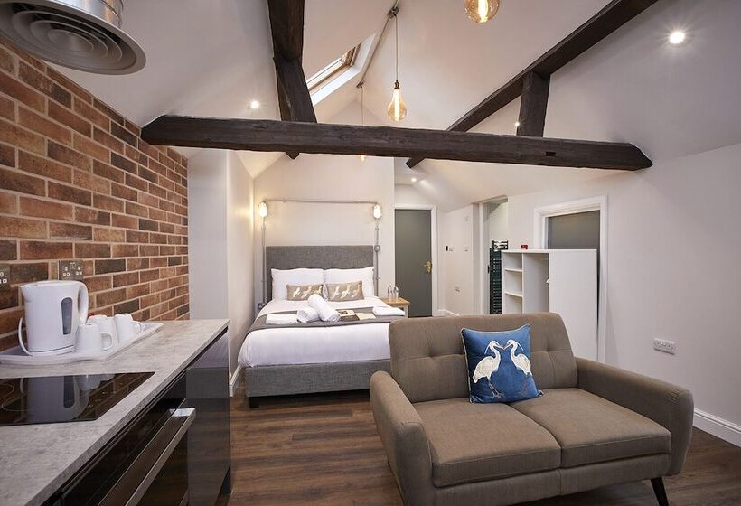 Студия Deluxe, Three Cranes Serviced Apartments