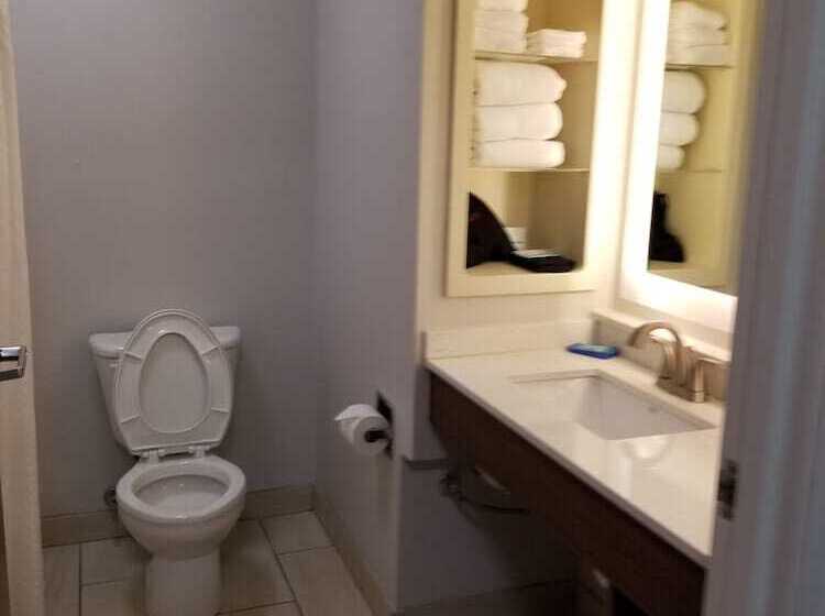 Номер Стандарт, Holiday Inn Express Hotel & Suites Hillview By Ihg