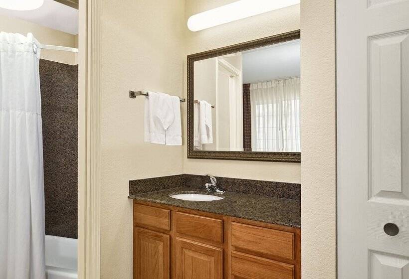 Люкс 2 Спальни, Staybridge Suites Milwaukee Airport South, An Ihg