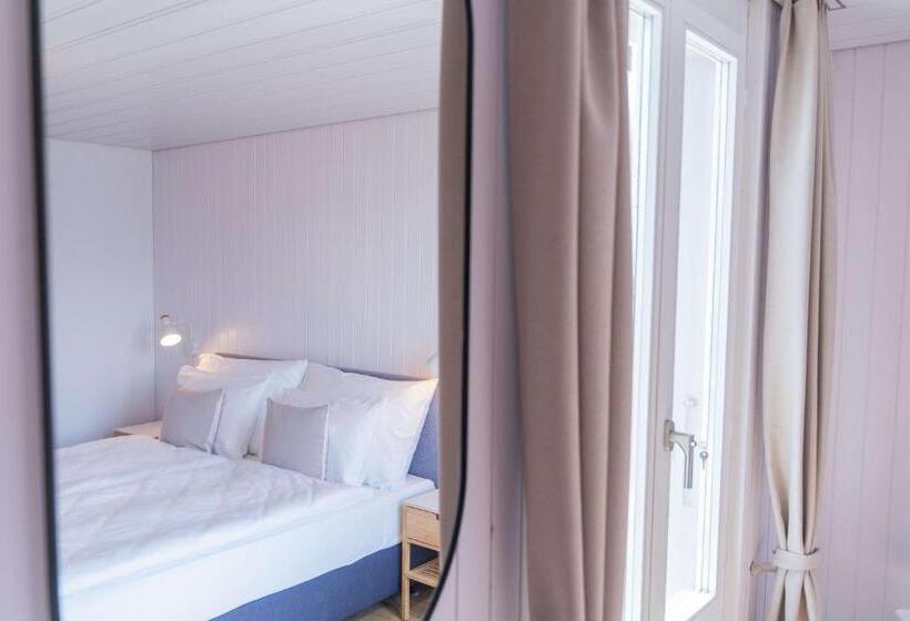 Семейный Номер, La Belle Vue Boutique Hotel & Café
