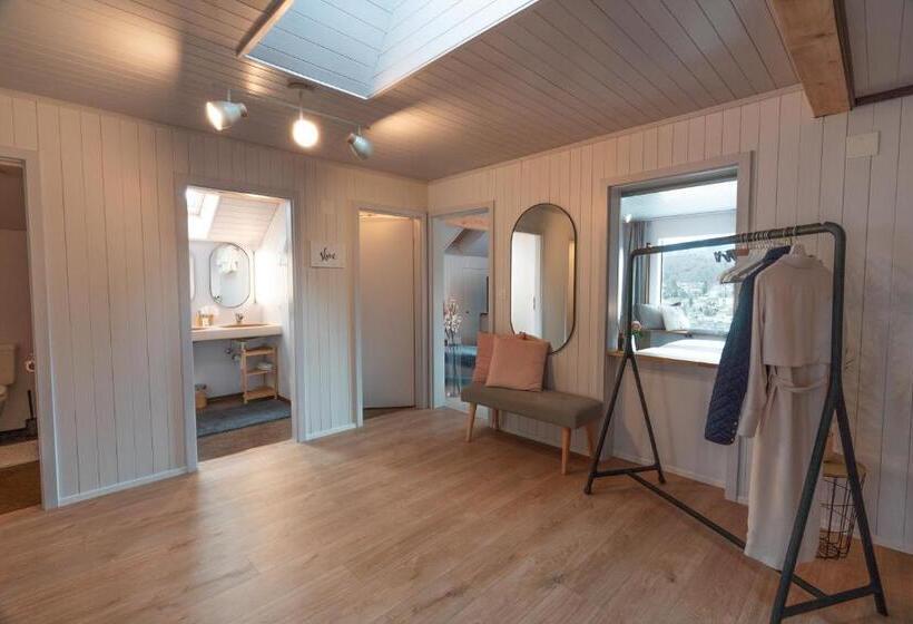 Апартаменты 1 Спальня Вид на Море, La Belle Vue Boutique Hotel & Café