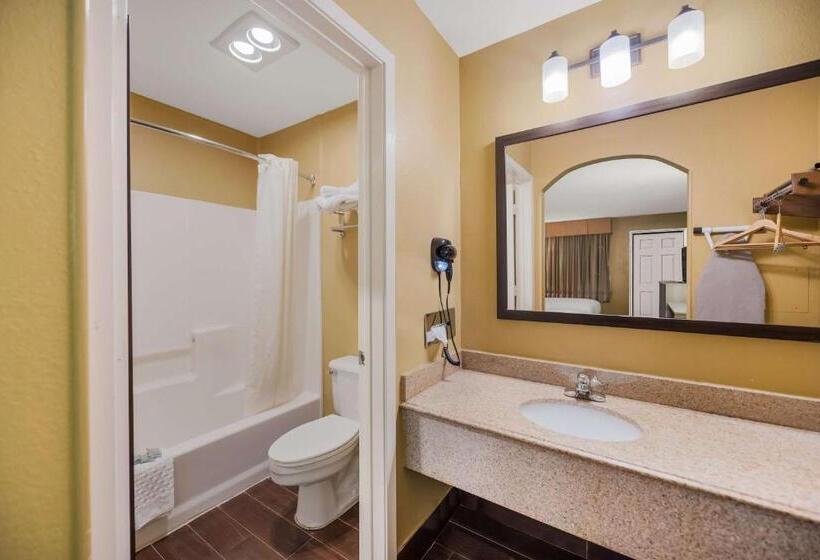 스탠다드 룸 킹사이즈 침대, Surestay Hotel By Best Western Mt Pleasant