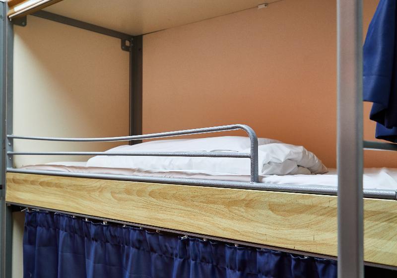 带共用卧室公用房间的床, St Christopher S Hammersmith