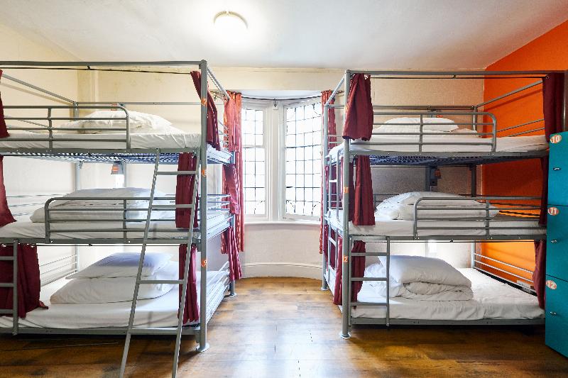 带共用卧室公用房间的床, St Christopher S Hammersmith