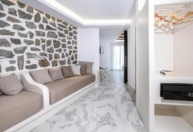 Президентский Люкс, Liana Beach Hotel & Spa