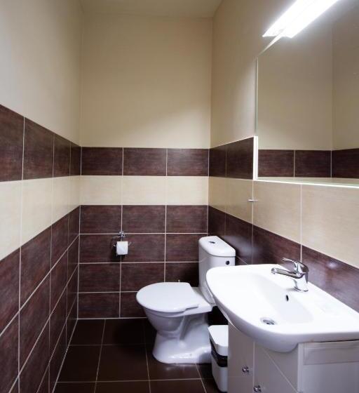 اتاق استاندارد, Plus Prague