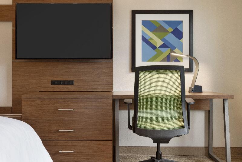 Номер Стандарт, Holiday Inn Express Hotel & Suites Opelika Auburn, An Ihg