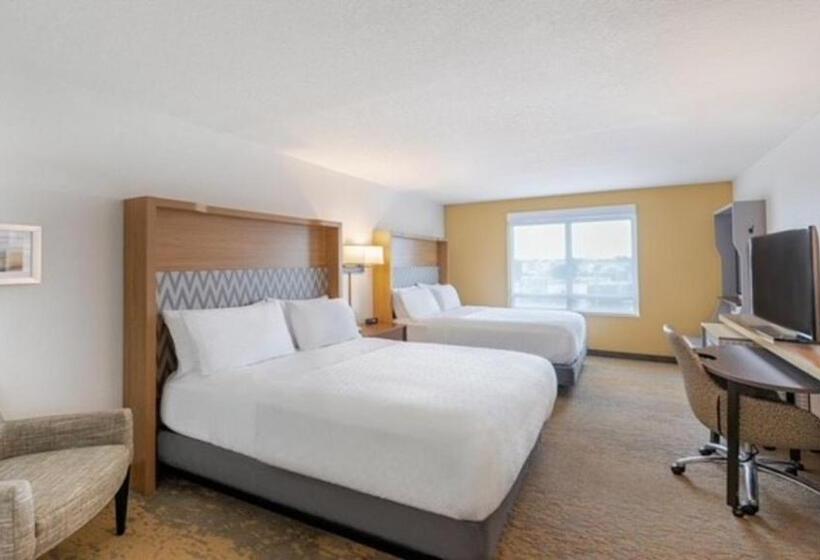 Номер Стандарт, Holiday Inn Hotel & Suites   Orange Park   Wells Rd