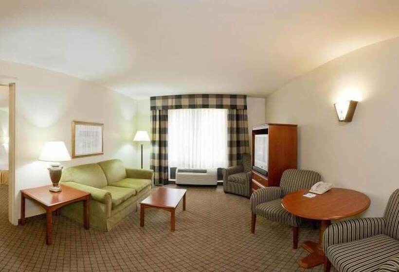 Люкс, Holiday Inn Express Hotel & Suites Jackson   Flowood, An Ihg