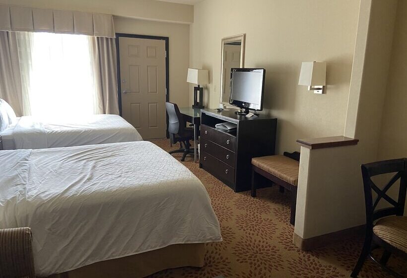 Люкс с Балконом, Holiday Inn Express Hotel & Suites Silt   Rifle, An Ihg