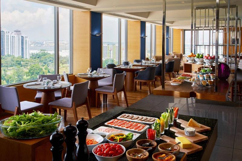 Номер Стандарт, Holiday Inn Express Holland, An Ihg