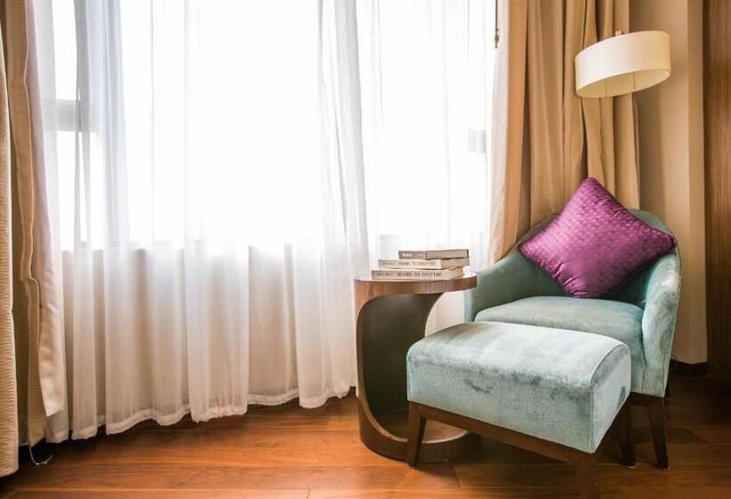 דירת שלושה חדרים, Marriott Executive Apartment Tianjin Lakeview