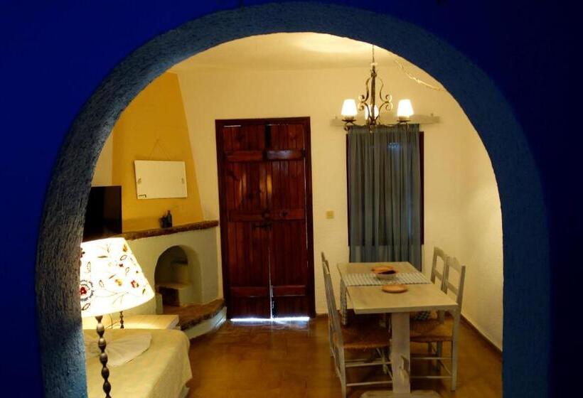 Апартаменты 2 Спальни, Cretan Village