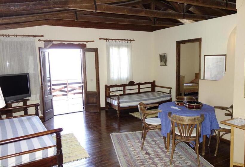 Апартаменты 2 Спальни, Cretan Village