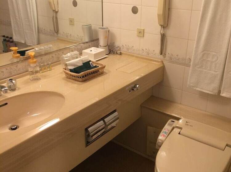 اتاق سوپریور, Rihga Royal Hotel Niihama