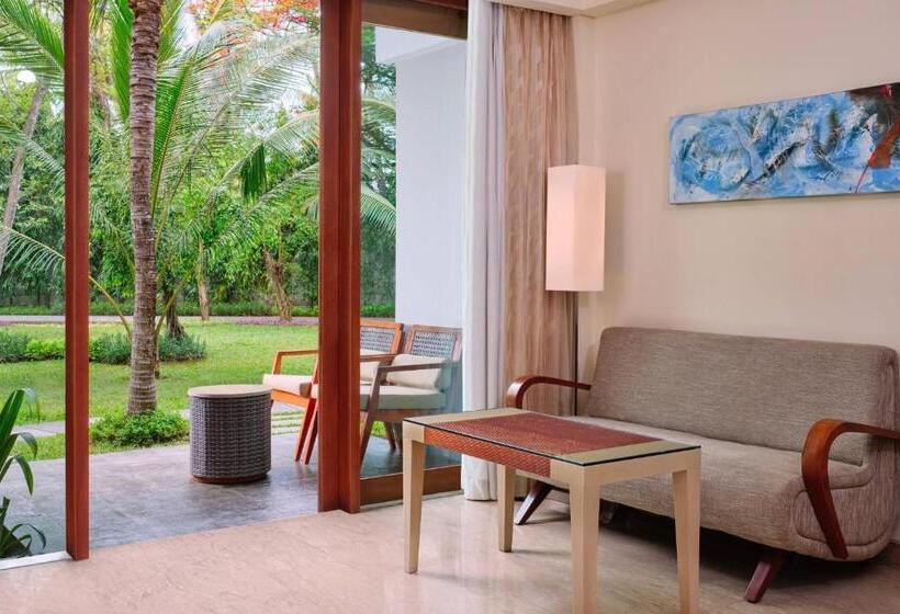 Quarto Deluxe Cama King, Courtyard By Marriott Bali Nusa Dua Resort