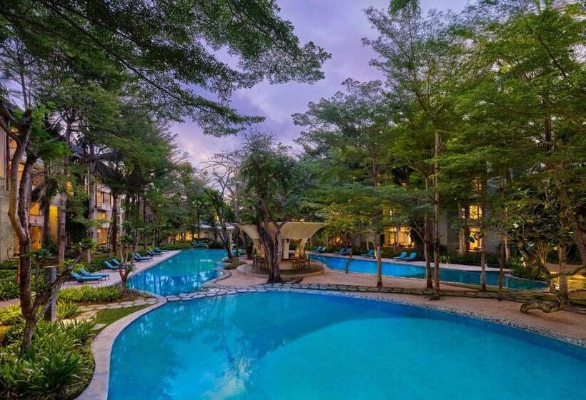 Номер Deluxe Кровать Кинг, Courtyard By Marriott Bali Nusa Dua Resort