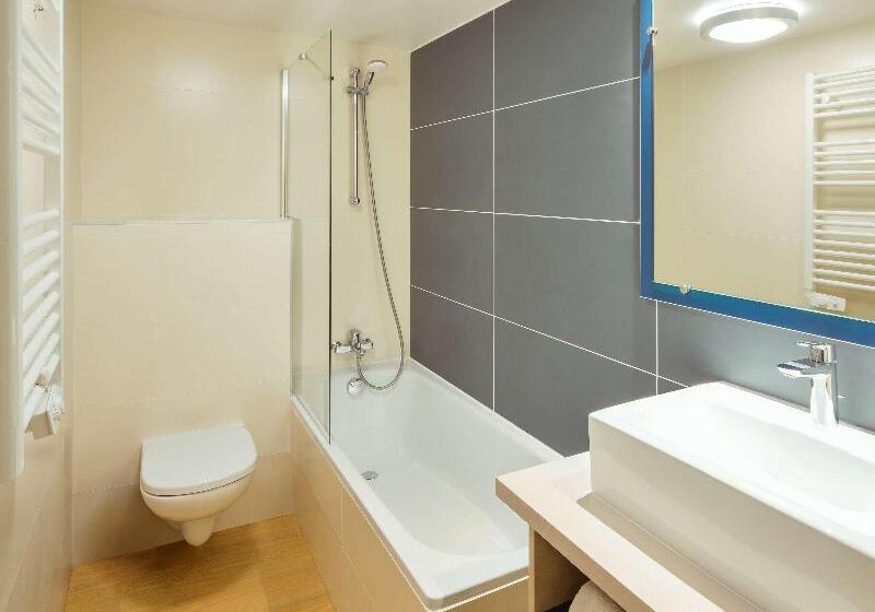 Номер Стандарт Трехместный, Skypark Myeongdong 3